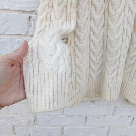 Ann Taylor Wool Alpaca Blend Cable Cardigan - Picture 4 of 5